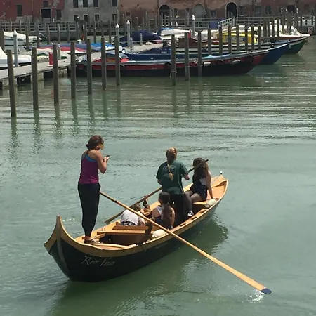 Bella Meimei Apartment *